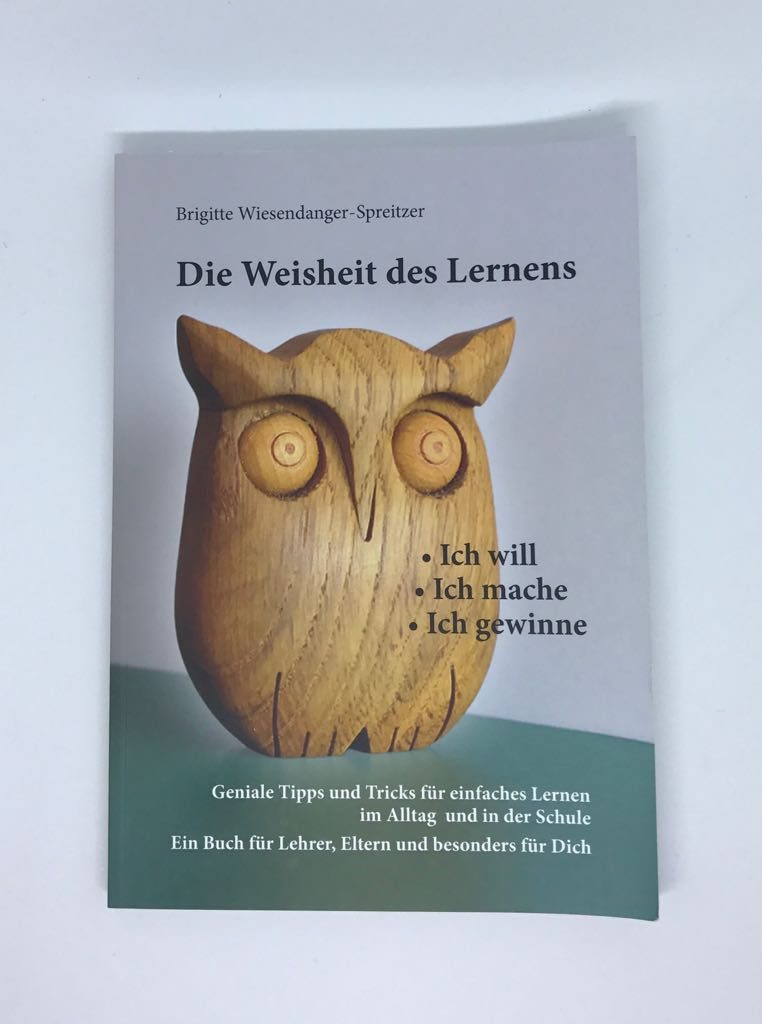 Buch Cover mit einer Eule